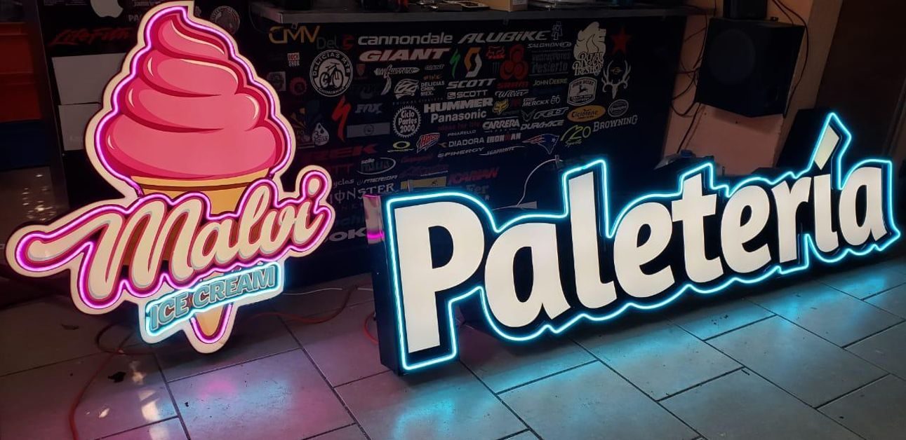 Anuncio luminoso Tecate fabricado en taller propio de VYN Servicios